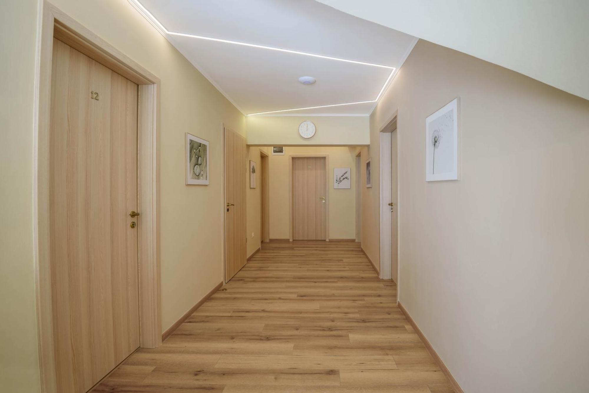 Palmy Apartmanhouse Maglod Zewnętrze zdjęcie