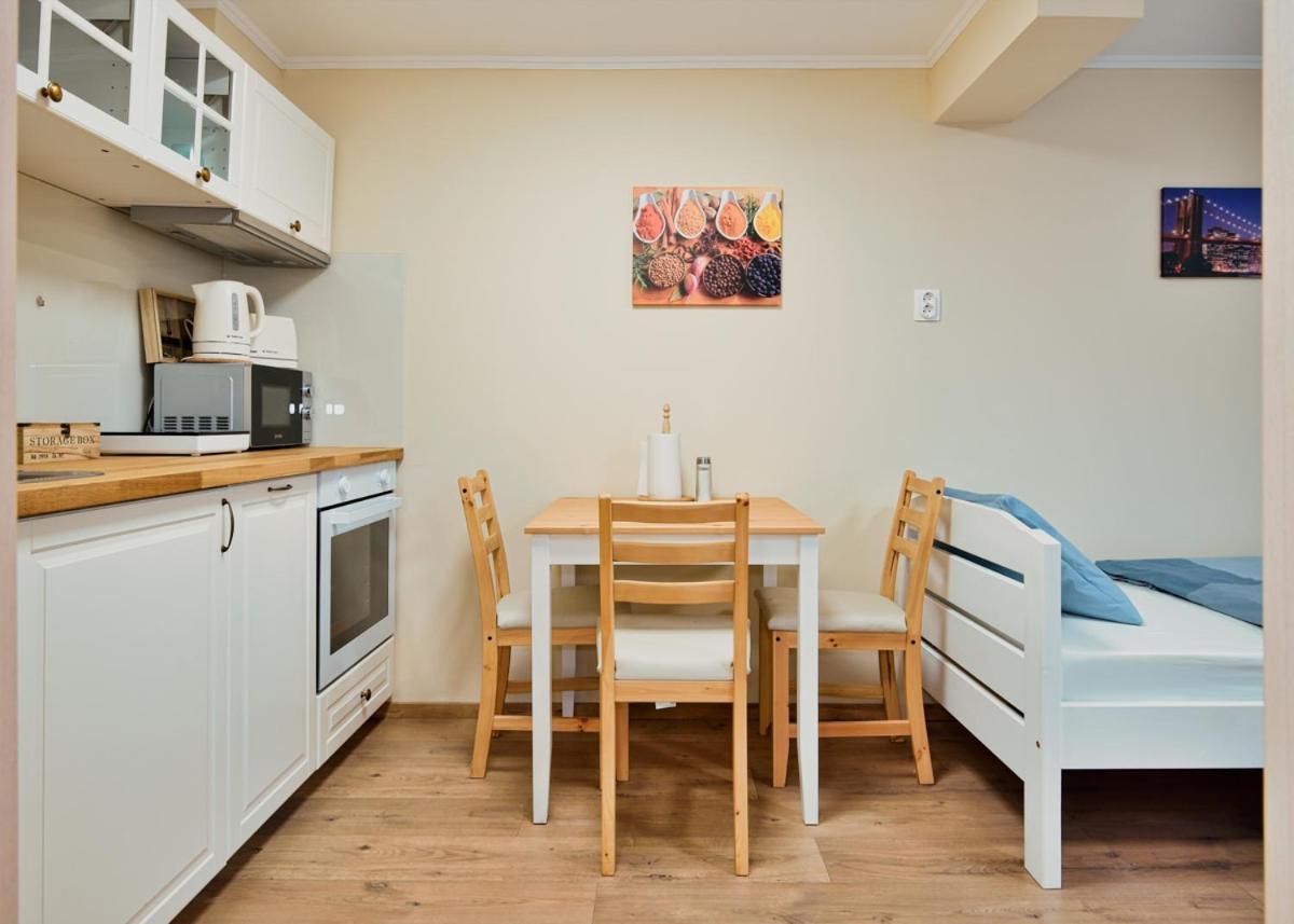 Palmy Apartmanhouse Maglod Zewnętrze zdjęcie