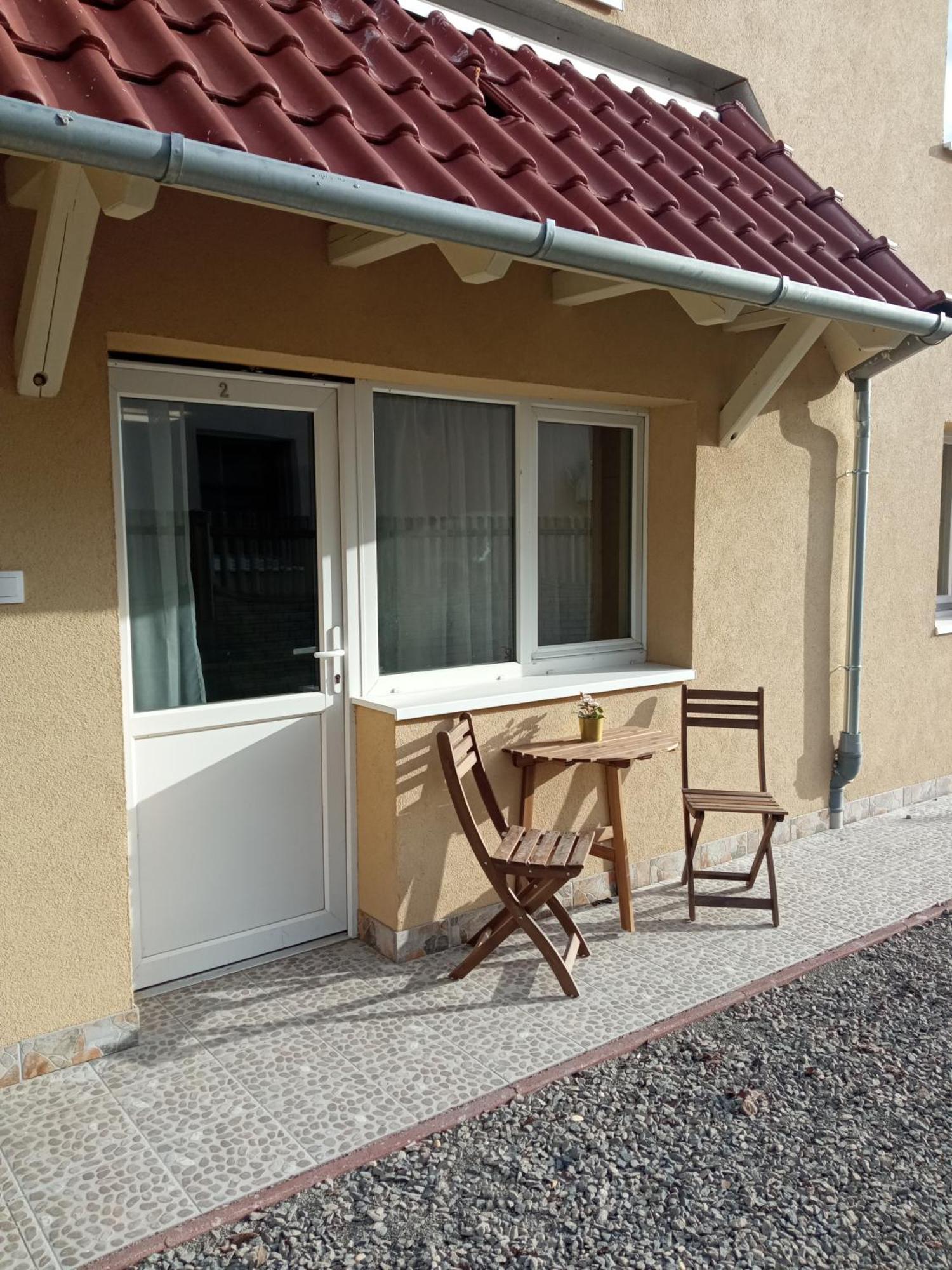 Palmy Apartmanhouse Maglod Zewnętrze zdjęcie